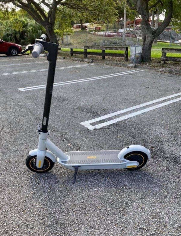 Electric Scooters Pallet  (20 Pieces )